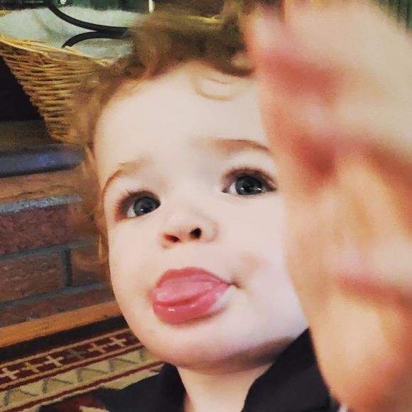 Meet your Posher, Stephanie - Picture 1 of 1